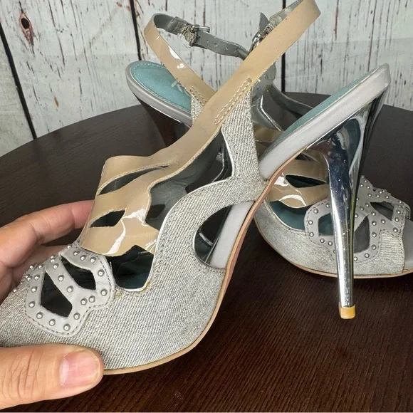 KG KURT GEIGER DENIM, Calf, PATENT Leather Laser Cut Studded heeled Sandals 37 - Picture 12 of 16